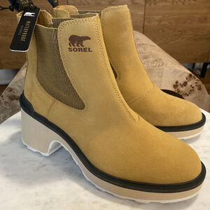 Sorel Addington Chelsea Boots Tan Suede Size 8.5 Chunky Heel Waterproof NEW